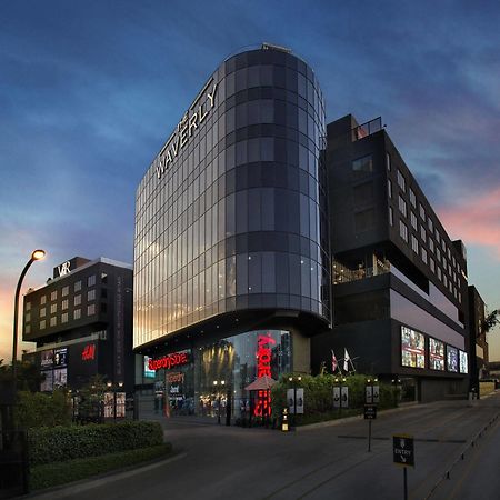 The Waverly Hotel & Residences Bangalore Exterior photo