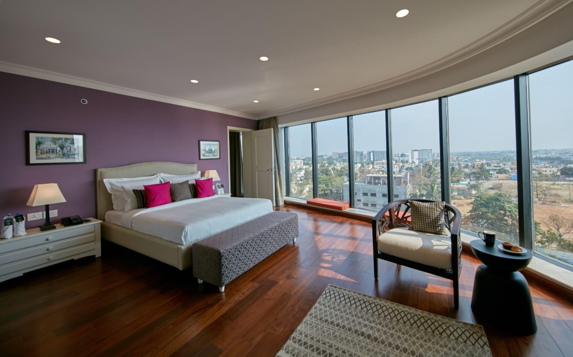 The Waverly Hotel & Residences Bangalore Exterior photo